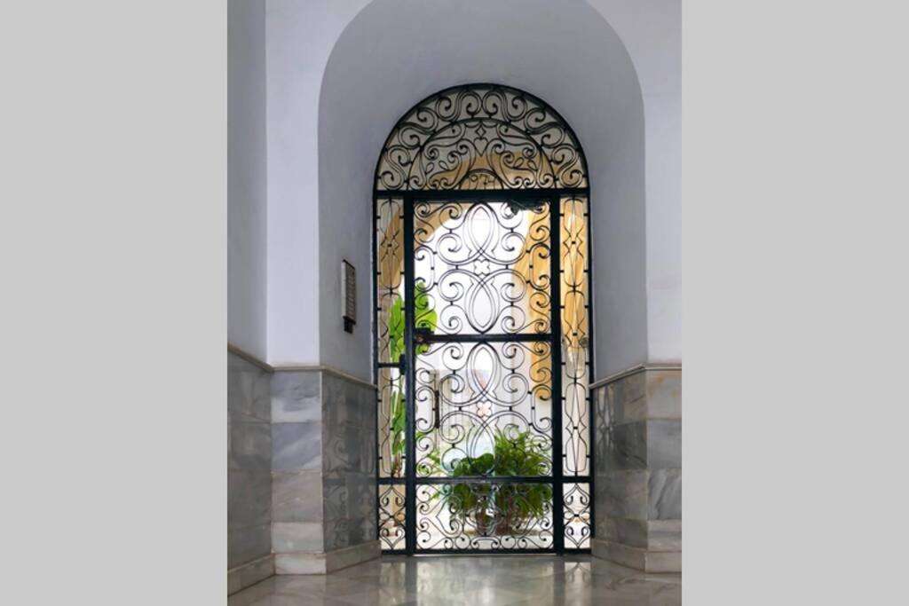 Gatu Villa Palma, Aire Acc Y Confort En El Centro Historico, " Preferente Mayores De 25 Anos Y Familias " إل بويرتو دي سانتا ماريا المظهر الخارجي الصورة